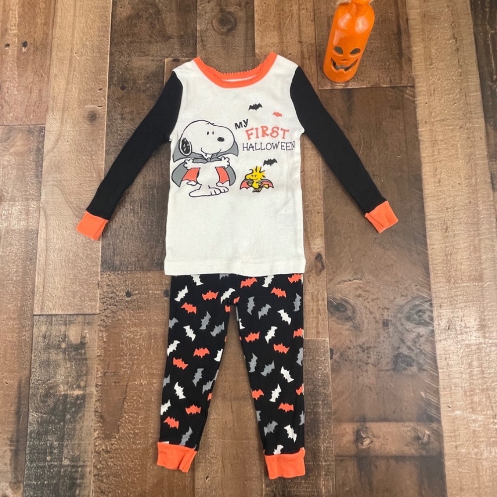 Peanuts Snoopy & Woodstock My first Halloween Bats 2 Pc Pajamas